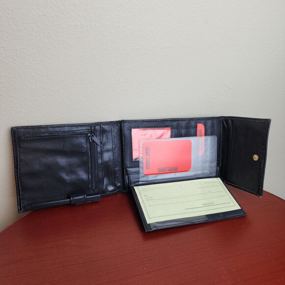 L'egent Black Crossbody Wallet - Picture 3 of 6